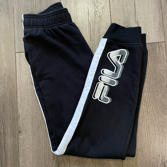 Fila sweatpants/joggers size L(12) - Picture 1 of 3